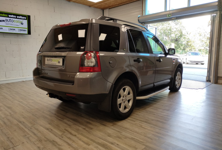 Land-Rover FREELANDER 2 2.2 TD4 S 4x4 160ch 2ème main véhicule Français entretien complet réseau