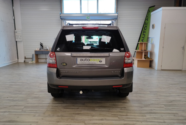 Land-Rover FREELANDER 2 2.2 TD4 S 4x4 160ch 2ème main véhicule Français entretien complet réseau