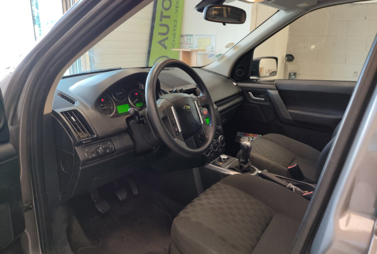 Land-Rover FREELANDER 2 2.2 TD4 S 4x4 160ch 2ème main véhicule Français entretien complet réseau