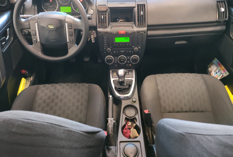 Land-Rover FREELANDER 2 2.2 TD4 S 4x4 160ch 2ème main véhicule Français entretien complet réseau