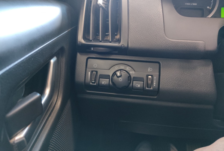 Land-Rover FREELANDER 2 2.2 TD4 S 4x4 160ch 2ème main véhicule Français entretien complet réseau