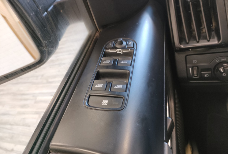 Land-Rover FREELANDER 2 2.2 TD4 S 4x4 160ch 2ème main véhicule Français entretien complet réseau