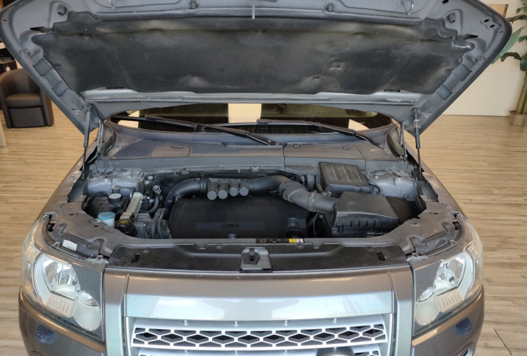Land-Rover FREELANDER 2 2.2 TD4 S 4x4 160ch 2ème main véhicule Français entretien complet réseau