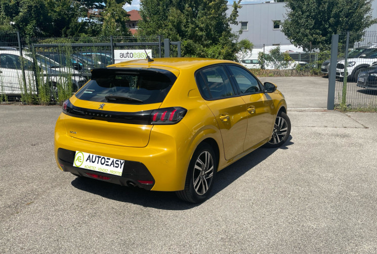 Peugeot 208 100 CH / ALLURE 