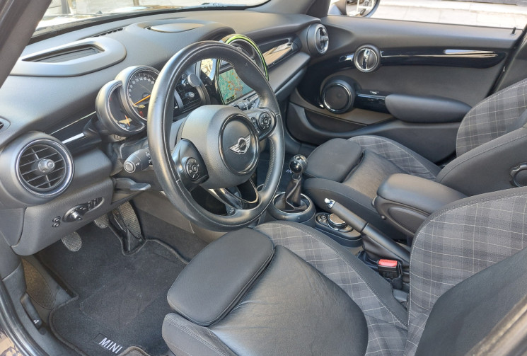 Mini Mini COOPER 1.5 i 136 ch  5 portes RED CHILI CAMERA TOIT OUVRANT ...