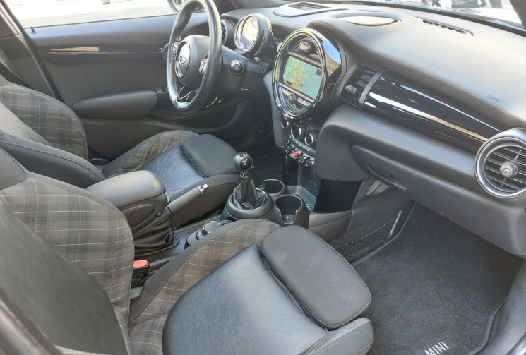 Mini Mini COOPER 1.5 i 136 ch  5 portes RED CHILI CAMERA TOIT OUVRANT ...