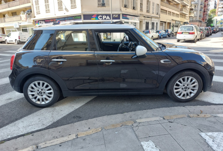 Mini Mini COOPER 1.5 i 136 ch  5 portes RED CHILI CAMERA TOIT OUVRANT ...
