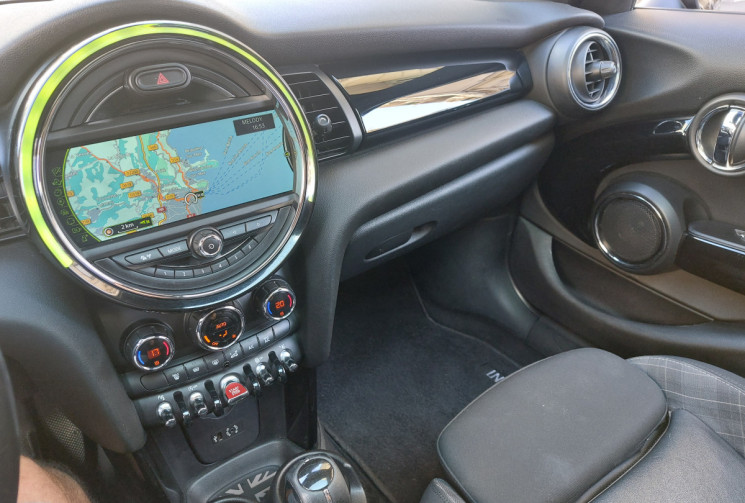 Mini Mini COOPER 1.5 i 136 ch  5 portes RED CHILI CAMERA TOIT OUVRANT ...