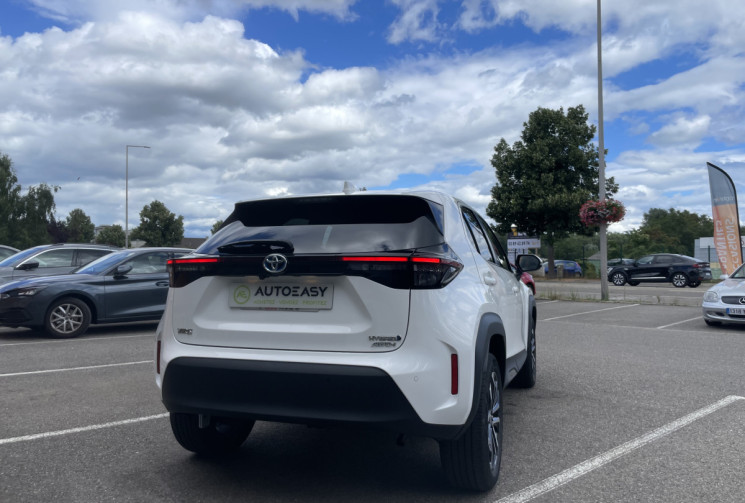 Toyota Yaris Cross  116h Design AWD-i MY21  4 ROUES MOTRICES