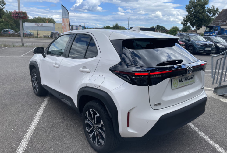 Toyota Yaris Cross  116h Design AWD-i MY21  4 ROUES MOTRICES