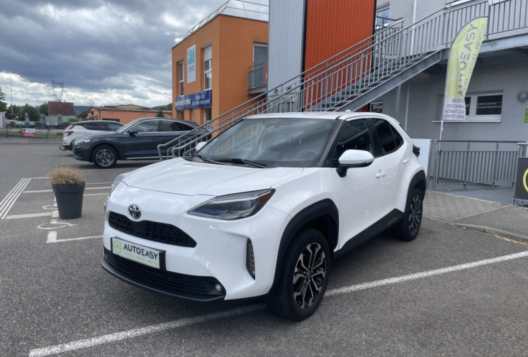 Toyota Yaris Cross  116h Design AWD-i MY21  4 ROUES MOTRICES