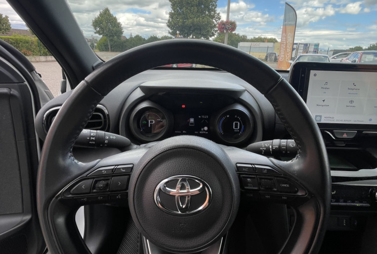 Toyota Yaris Cross  116h Design AWD-i MY21  4 ROUES MOTRICES