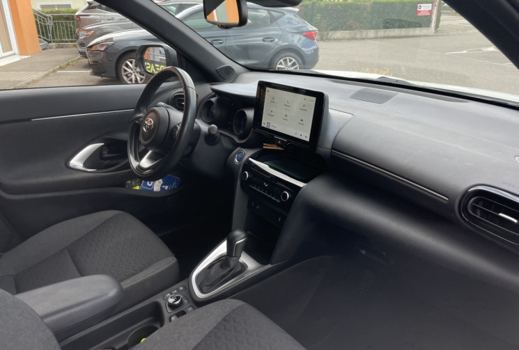 Toyota Yaris Cross  116h Design AWD-i MY21  4 ROUES MOTRICES