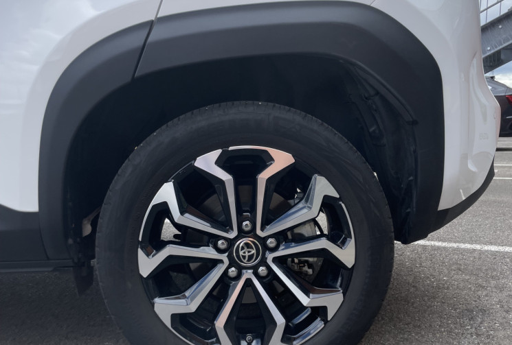 Toyota Yaris Cross  116h Design AWD-i MY21  4 ROUES MOTRICES