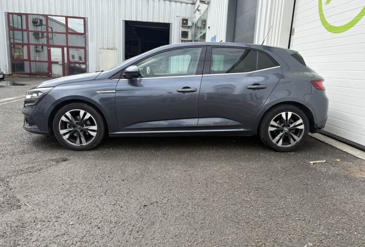 Renault Megane IV INTENS 140 cv 1.3 TCe EDC7 * Caméra * Carplay * Multi Sense * Attache Remorque