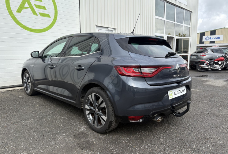 Renault Megane IV INTENS 140 cv 1.3 TCe EDC7 * Caméra * Carplay * Multi Sense * Attache Remorque