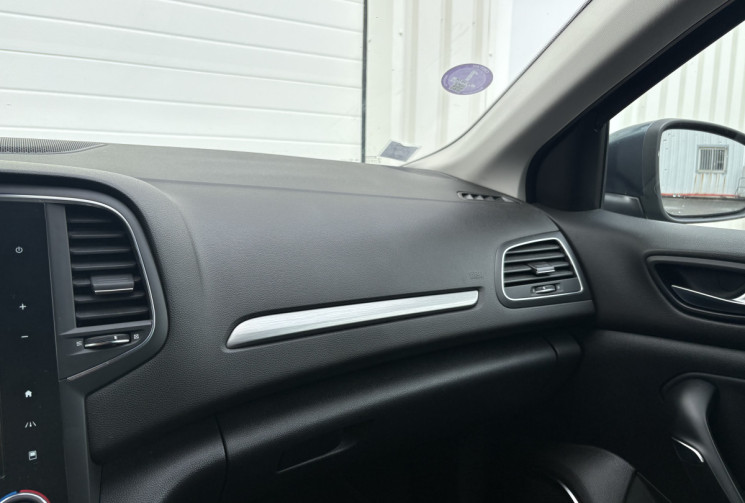 Renault Megane IV INTENS 140 cv 1.3 TCe EDC7 * Caméra * Carplay * Multi Sense * Attache Remorque