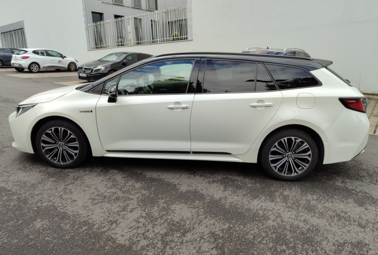 Toyota Corolla Sport 1.8 VVT-i 122ch MY21 Collection Caméra de recul / Sièges chauffants
