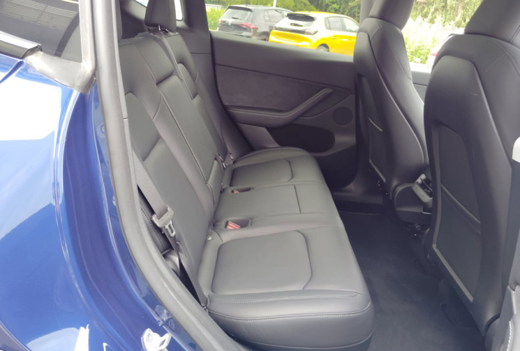 Tesla Model Y Standard RWD