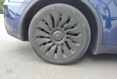 Tesla Model Y Standard RWD