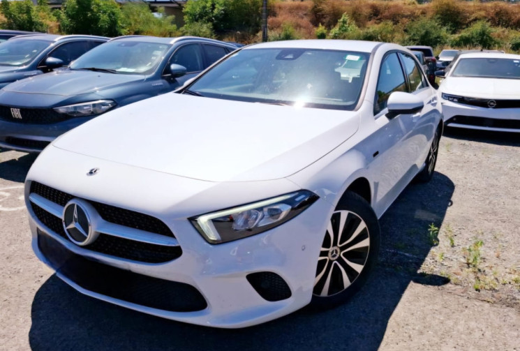 Mercedes Classe A 250 E 218 BUSINESS LINE 8G-DCT / TVA récupérable / 1ERE MAIN / GARANTIE 12 MOIS
