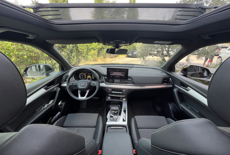 Audi Q5 55 TFSI e 367ch S line quattro S tronic 7 / TOIT OUVRANT / SIEGES CHAUFFANTS / ENTRETIEN OK
