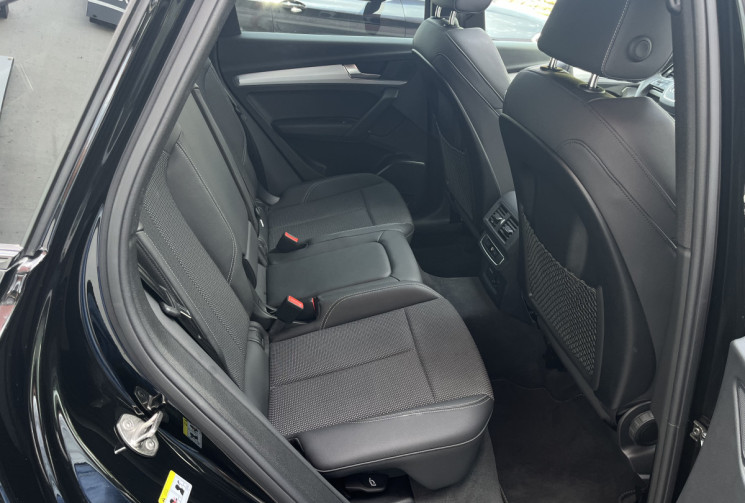 Audi Q5 55 TFSI e 367ch S line quattro S tronic 7 / TOIT OUVRANT / SIEGES CHAUFFANTS / ENTRETIEN OK
