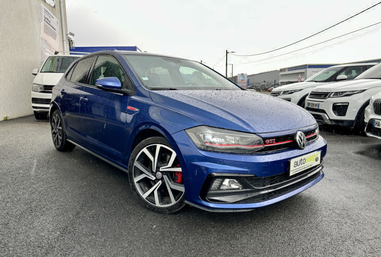 Volkswagen Polo VI GTI 2.0 TFSI DSG6 200 CV BVA