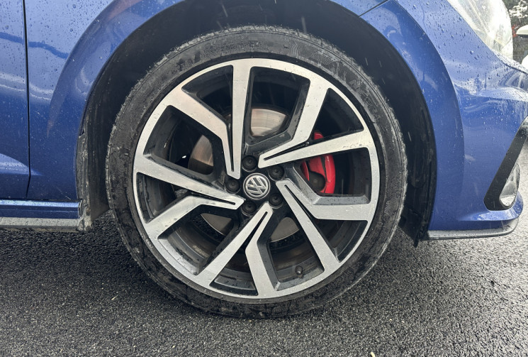 Volkswagen Polo VI GTI 2.0 TFSI DSG6 200 CV BVA