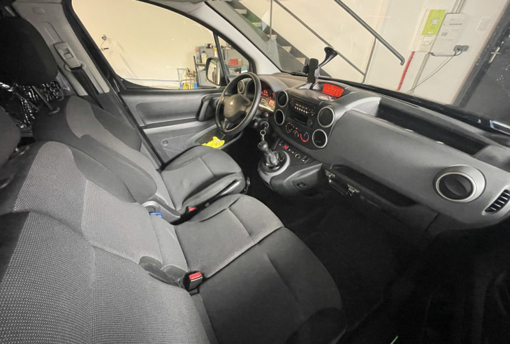 Peugeot Partner Standard 1.6 BlueHDi 75ch Premium (Distri OK)