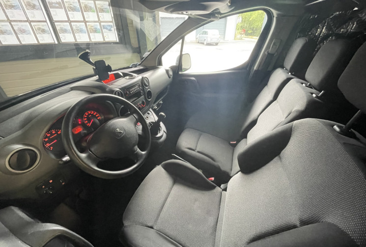 Peugeot Partner Standard 1.6 BlueHDi 75ch Premium (Distri OK)