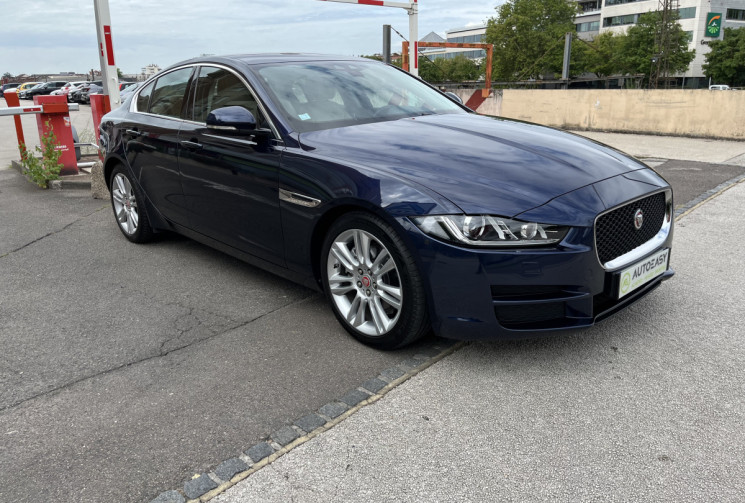 Jaguar XE Berline 2.0 D 163 cv Boîte auto