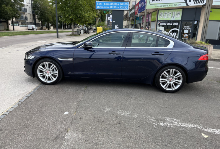 Jaguar XE Berline 2.0 D 163 cv Boîte auto
