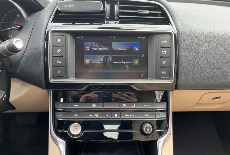 Jaguar XE Berline 2.0 D 163 cv Boîte auto