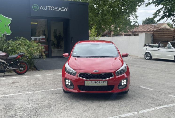 Kia ProCeed 1.6 CRDI 136 GTLINE * Embrayage neuf / GPS /Caméra / Attelage