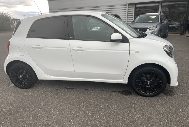 SMART FORFOUR 1.0 12V TWINAMIC S&S 71 CV BVA  PASSION