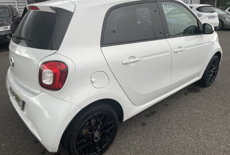 SMART FORFOUR 1.0 12V TWINAMIC S&S 71 CV BVA  PASSION