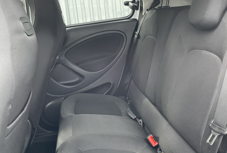 SMART FORFOUR 1.0 12V TWINAMIC S&S 71 CV BVA  PASSION