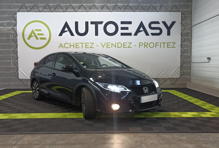 Honda Civic 1.6 i-DTEC 120 ch/Finition Exclusive Navi/Hatchback/Toutes options