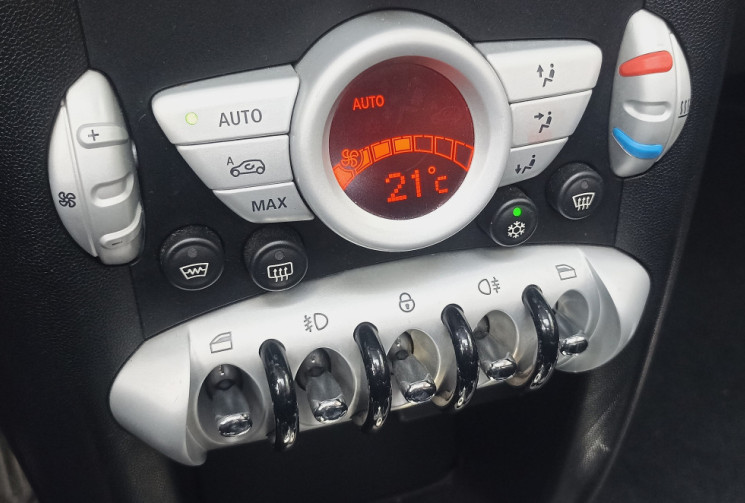 Mini Cooper S (R56) 1.6 i Turbo 175 ch - Toit ouvrant - 