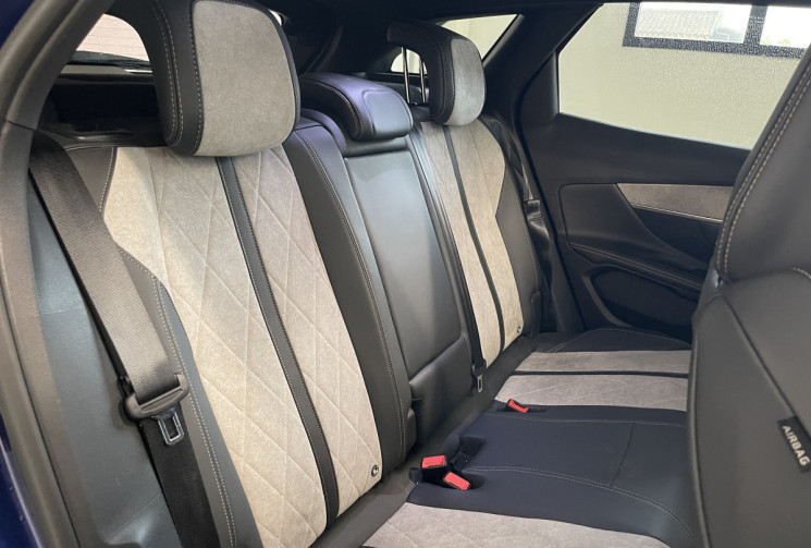 Peugeot 3008 II HYBRID4 300ch Allure e-EAT8