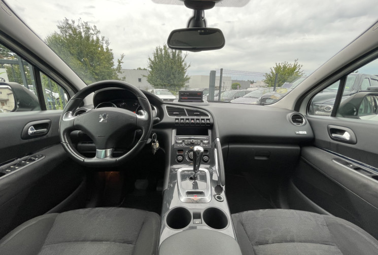 Peugeot 3008 1.6 Bluehdi / 112 CH / ALLURE