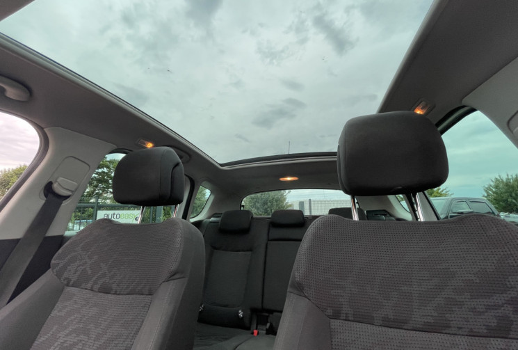 Peugeot 3008 1.6 Bluehdi / 112 CH / ALLURE