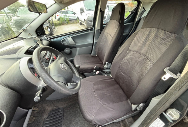 Toyota Aygo 1.0 / 68 ch / Confort / Clim