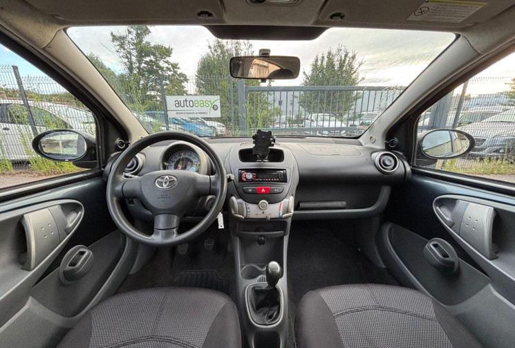 Toyota Aygo 1.0 / 68 ch / Confort / Clim