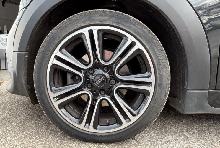 Mini Countryman COOPER SD ALL4 143 JCW