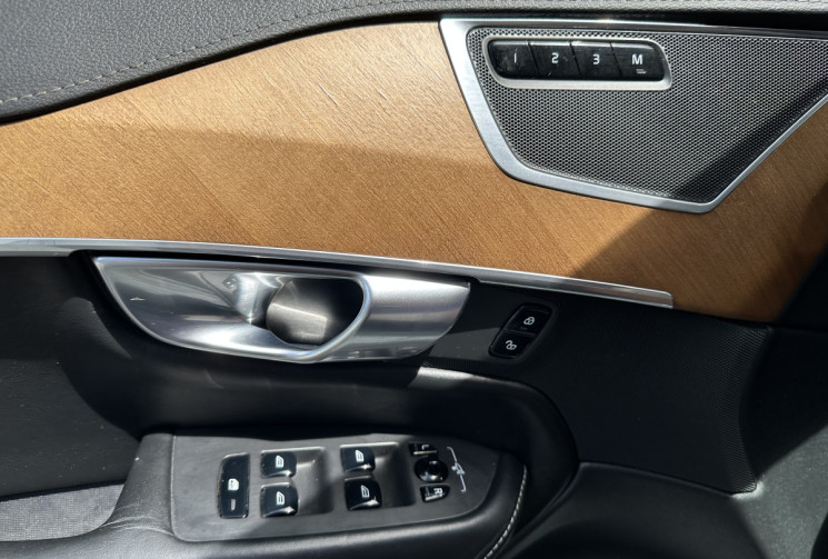 Volvo XC90 2.0 TI 303 + 87 T8 HYBRID PLUG IN INSCRIPTION GREARTRONIC AWD 7 PLACES * ENTRETIEN VOLVO 