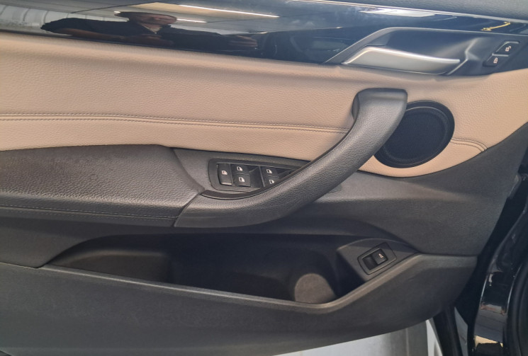 BMW X1 sDrive 2.0 D 190  xLine - TOE - CUIR - NBRS OPTIONS - TBE - SUIVI BMW - GTIE - 