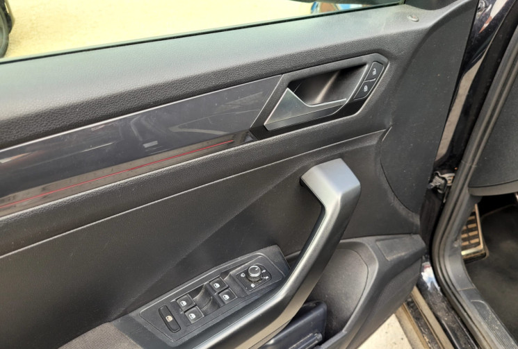 Volkswagen T-Roc 1.5 TSI 150 FIRST EDITION