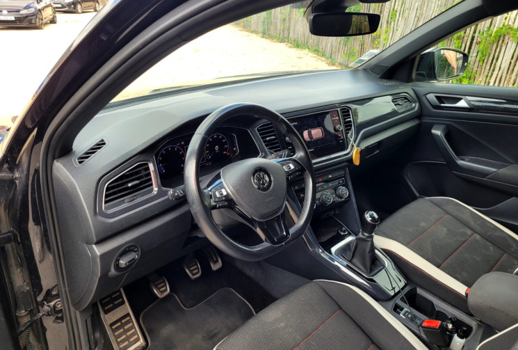 Volkswagen T-Roc 1.5 TSI 150 FIRST EDITION